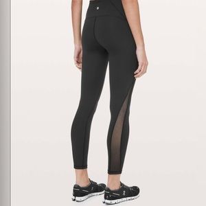 Lululemon Train Times 7/8 Pant *25"
Black - Size 8